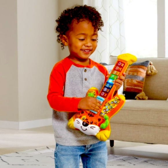 V-Tech Guitar - Picture 1 of 8